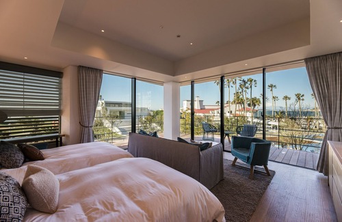 Kotsubo Hotel | Elegant Malibu Hotel: 4-Star Stay with Spa & Family Amenities