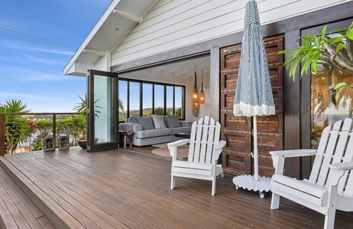 Palm Beach House | Malibu with ocean views by TCC