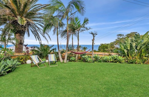 Palm Beach House | Malibu with ocean views by TCC
