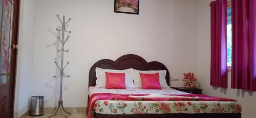 Devikolam House | Top-Rated Maliyeckal Homestay with Breakfast & Family-Friendly Touch