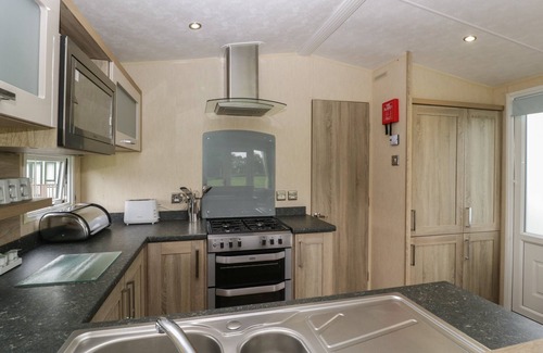 Aymestrey Cottage | Pet-Friendly Mallard with Inviting Garden in Shobdon
