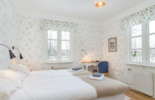 Strangnas Municipality Bed & Breakfast | Cozy Malmgårdens Vandrarhem B&B: Rated 8.8/10 & Pet Friendly