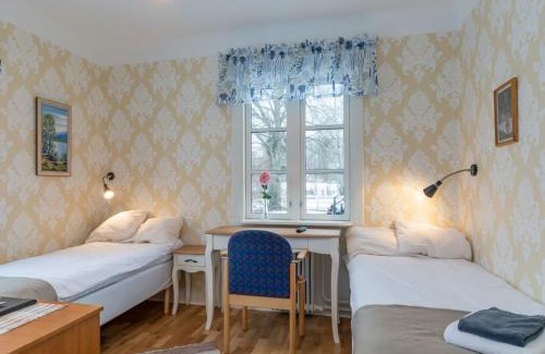 Strangnas Municipality Bed & Breakfast | Cozy Malmgårdens Vandrarhem B&B: Rated 8.8/10 & Pet Friendly