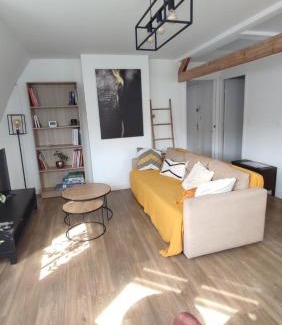 Malo-les-Bains Apartment | Family-Friendly Getaway: Malo les bains Just 7 Minutes to Beach