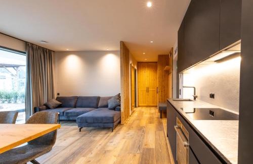 Lana Apartment | Discover Malojerhof: Oceanfront Paradise with Pool Access