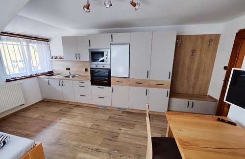 Lisov Hotel | Pet Friendly Haven at Malostranská restaurace - 8.7 Rated