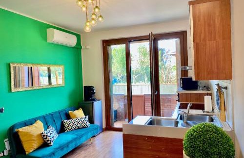 Case Nuove Apartment | Discover Malpensa Home: Family-Friendly Stay Near Lakes