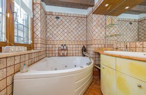 Ferno House | Malpensa Jacuzzi House