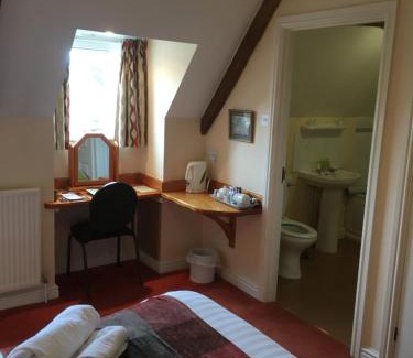Berkeley Hotel | Comfortable Malt House: Family-Friendly with Breakfast Included