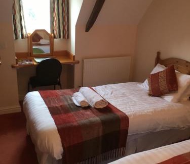 Berkeley Hotel | Comfortable Malt House: Family-Friendly with Breakfast Included