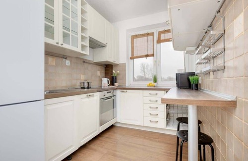 Mokotow Apartment | Elegant Apartment for Remote Work in Warsaw - Maltańska 4