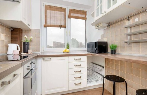 Mokotow Apartment | Elegant Apartment for Remote Work in Warsaw - Maltańska 4