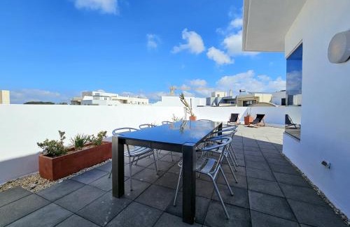 Misra Miel Apartment | Spacious Malta Penthouse with Unique Terrace - Sleeps 8