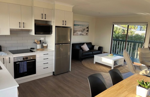 Malua Bay House | Malua Bay Coast House - Ocean Views - Short Stroll to Beach