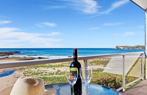 Malua Bay Apartment | Malua Dream - Beachfront Escape with Ocean Views