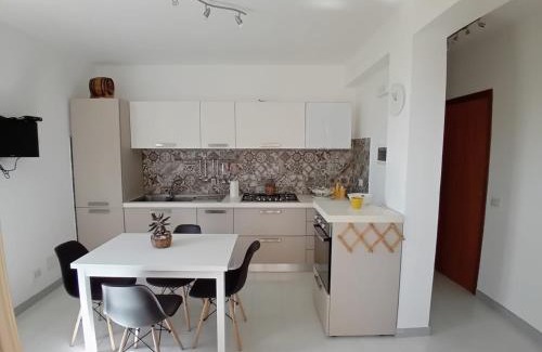 Casuzze Apartment | Discover Mamà Home-Casuzze: Oceanfront Retreat, 9.5/10 Rating