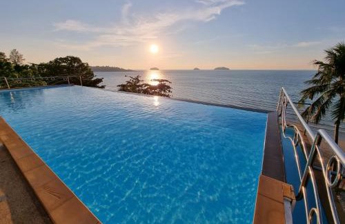 Ko Chang Hotel | Family-Friendly Mam Kaibae Hotel with Ocean View & Pool