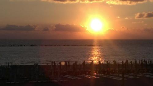 Constanta Apartment | Oceanfront Mamaia Summerland MRS - Guest Rated 9.3/10