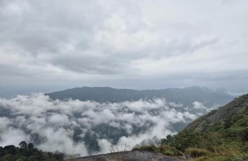 Devikolam Villa | Mamalakandam Green Hill Stay in Diya Homesay