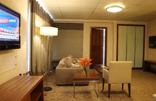 Monrovia Hotel | Ocean View Bliss at Mamba Point Hotel - 4-Star Retreat