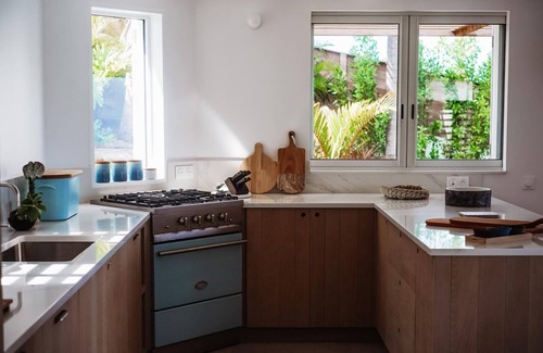 Vitet Villa | Discover Mamiami in Vitet: Modern Villa with Ocean View