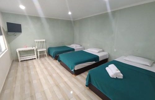 Cipanas Hotel | Family-Friendly Mamifokobo Guesthouse in Puncak Mitra