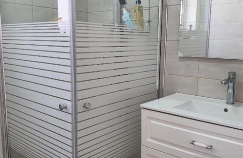 Be'er Ora House | Discover Mamma Roza in באר אורה - Family-Friendly Retreat