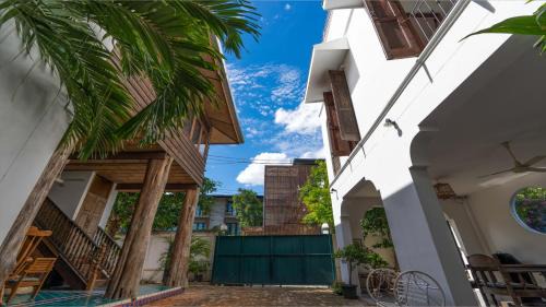 Old City Villa | Elegant Mammoth Art Studio Pool Villa in Historic City Center