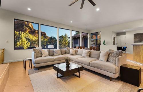 Sedona House | Family-Friendly Mammoth Rock Splendor with Game Room & Spa