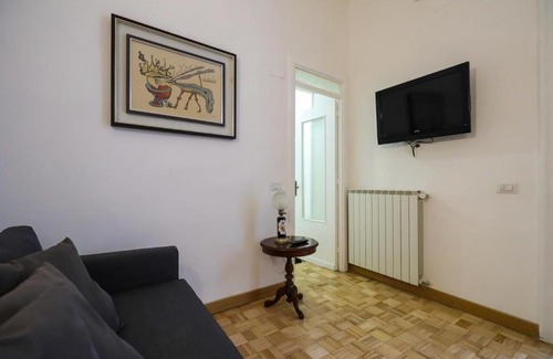 Vittorio Emanuele House | Discover MAMs HOUSE: Family-Friendly with Top Reviews