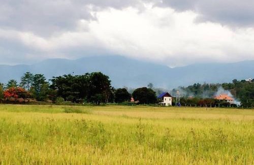 Mae Rim Apartment | Relax at Mana-An Lake Hill Resort with Pool & Family Fun