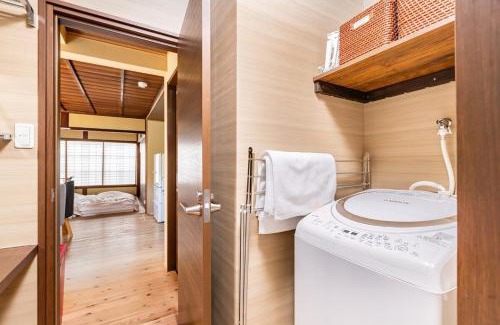 Matsue Shinjiko Onsen House | Convenient Getaway at Manabi-stay Matsue: Family-Friendly Stay