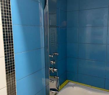 Puente Piedra Hotel | Budget-Friendly Stay at Manantail Hotel No.003 with Hot Tub