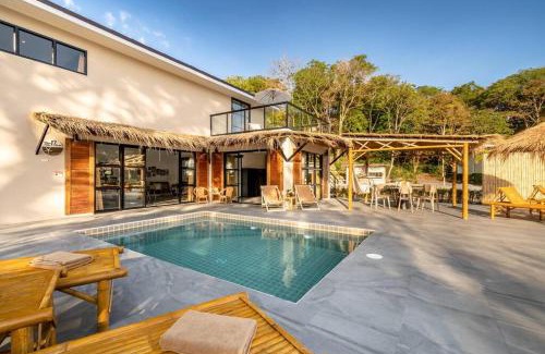 Ko Lanta Villa | Discover Manao Pool Villa 17: Steps from the Beach