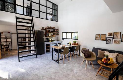Ko Lanta Villa | Discover Manao Pool Villa 17: Steps from the Beach