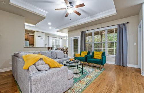 Tallahassee House | Elegant Manassas House: 4 BDR with Patio & Firepit