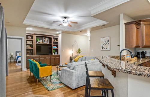 Tallahassee House | Elegant Manassas House: 4 BDR with Patio & Firepit