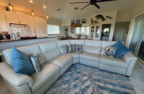 North Captiva House | Manatee Haven: Oceanfront Pool, Spa, and Golf Carts Await!