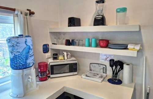 Mario Villanueva Madrid Apartment | Convenient Getaway: Manatí with Private Pool & Wifi Access