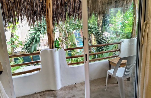 Mario Villanueva Madrid Apartment | Convenient Getaway: Manatí with Private Pool & Wifi Access