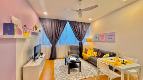 Petaling Jaya Apartment | Pet-Friendly Retreat at Manatidur@THE HUB SS2