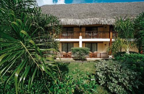 Otumai Resort | Escape to Manava Beach Resort & Spa Moorea: 4-Star Oasis