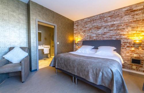 Liers Hotel | Top-Rated ManavaHotel: Pet-Friendly & Family Welcoming