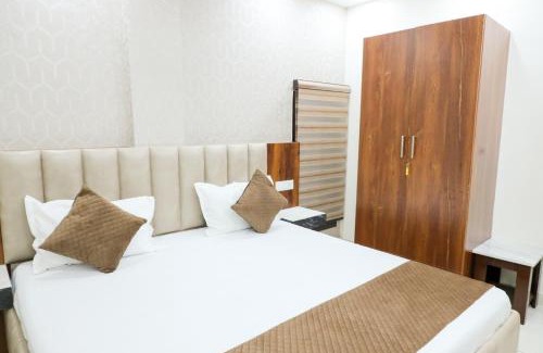 Jalandhar House | Mand Canal View Rest House FOR FAMILIES ONLY