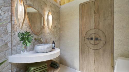 Selong Belanak Hotel | Mandala Eco Resort Lombok