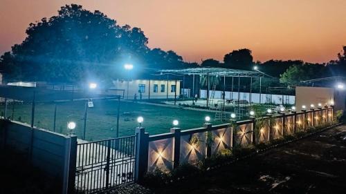 Bindki Bed & Breakfast | Mandap Party Lawn and Resort