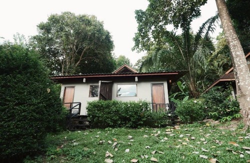 Ko Lanta Villa | Relax at Mandara Villa A with Breakfast & Pool Access