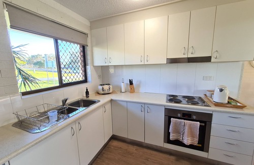 Woolgoolga Apartment | Mandavilla on the Bay: Guest Rated 9.6 with Breakfast Included