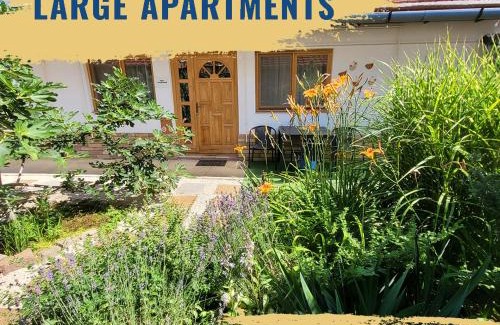 Szeged Apartment | Family-Friendly Stay at Mandula Apartman - Rated 9.4/10