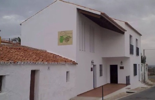 El Almendro Cottage | Pet-Friendly Manganese House with Oceanfront Views
